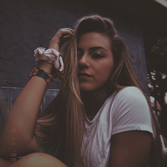 Meet your Posher, Ryelee - Picture 1 of 1